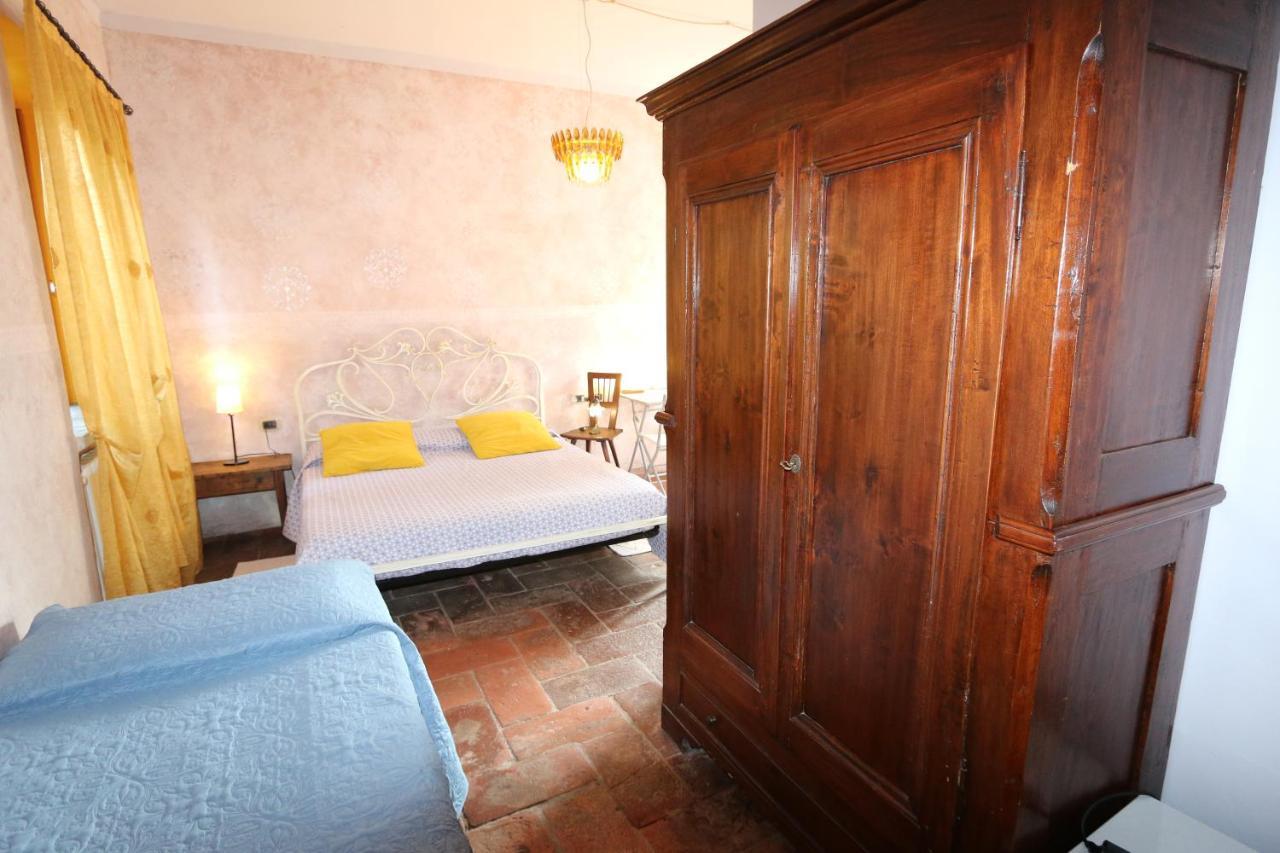 B&B Coco Loco Sesto Calende Esterno foto